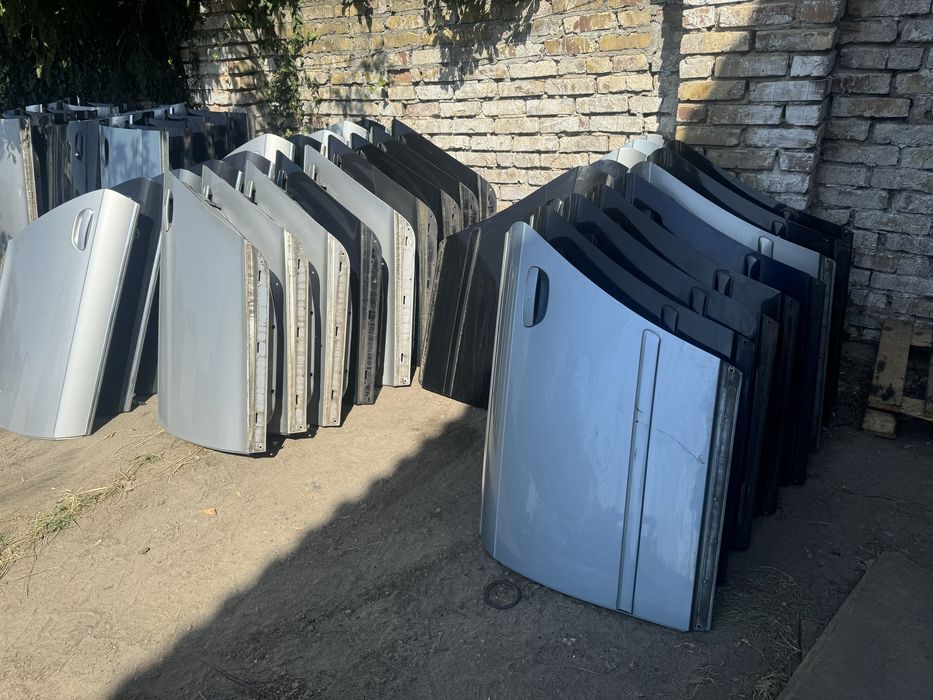 Двері audi a6 c6 дверки ауді а4 б7 дверь срібні чорні сині голі