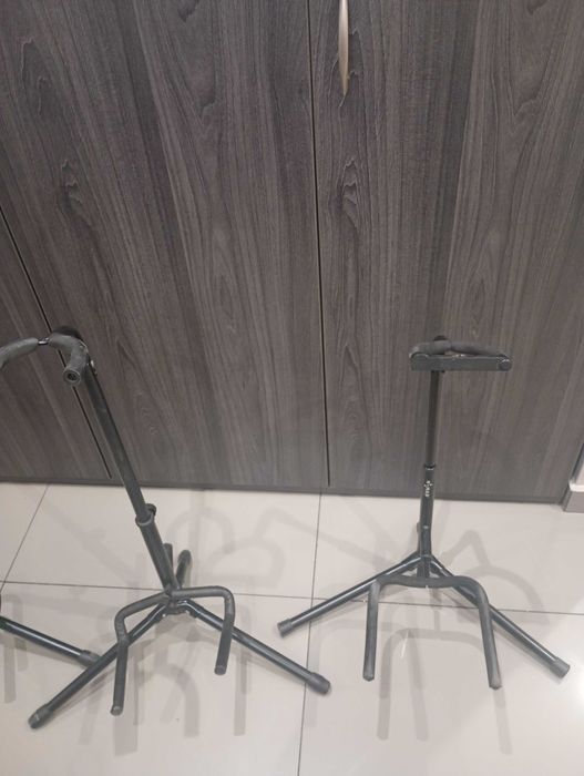 Stojaki na gitarę 2 sztuki