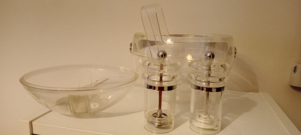 Serving Set + Utensils425607478746828801