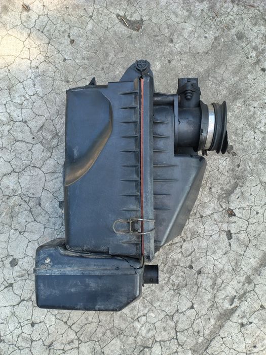 Fiat 1.9 JTD obudowa filtra powietrza