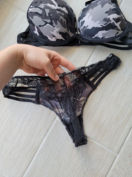 Nowy komplet bielizny moro biustonosz i majtki stringi z wycięciem B75