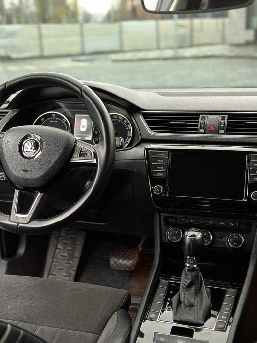 Skoda Superb 2016р. 2.0 дизель обмін [Перший внесок від 20%]