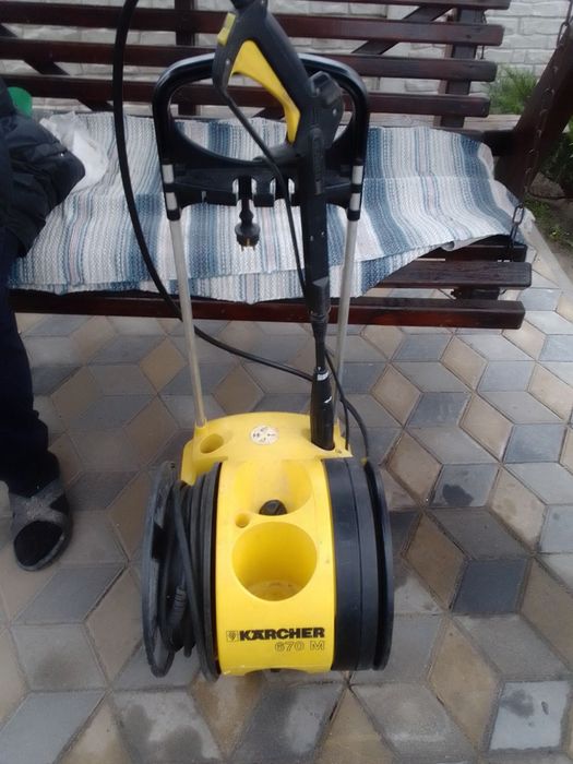 Мийка високого тиску kercher M670