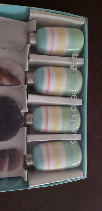Conjunto facas queijo novo