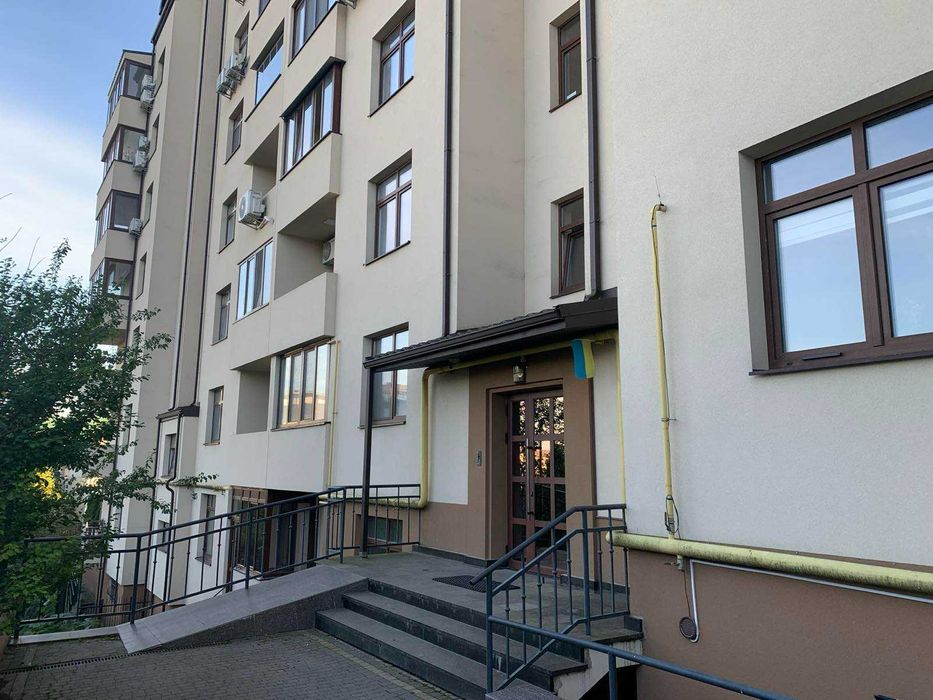 Продаж 1-кімнатної квартири у м. Трускавець, ЖК “Версаль”. 
Є відео.