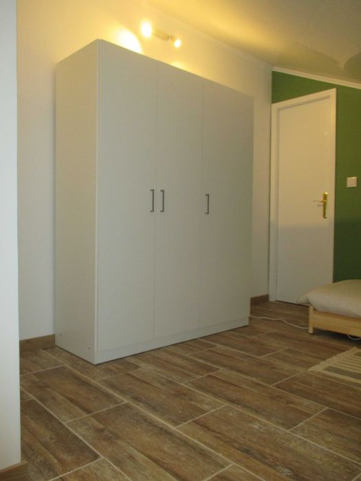 Quarto Duplex com Sala e WC Privativo (Metro Linha Azul)