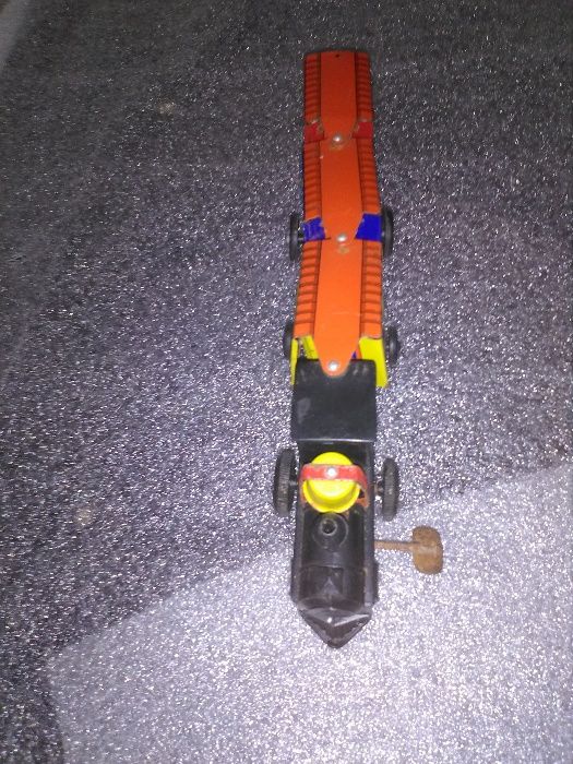 LATA Comboio de colecção em LATA