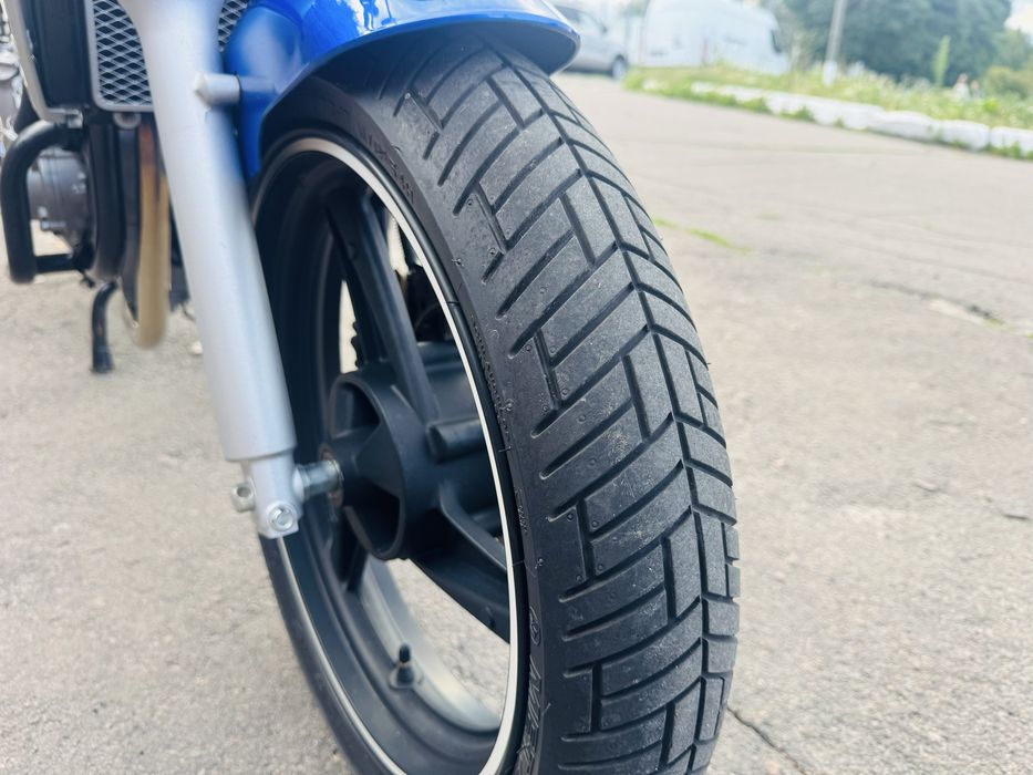Продам свіжопривезений з Німечинни Кawasaki er-5 2005p