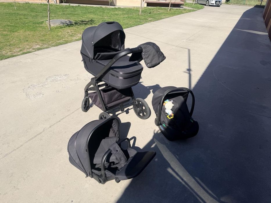 Коляска дитяча Carrello Omega