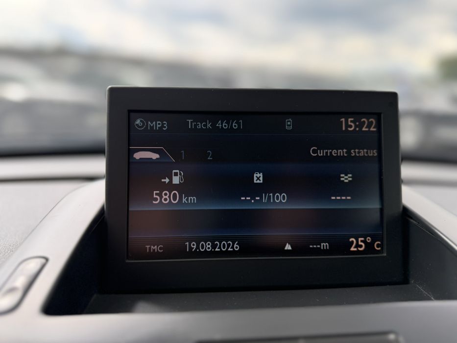 PEUGEOT 5008 2012