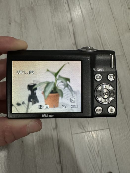 Фотоапарат Nikon COOLPIX S3000 Стильна мильничка