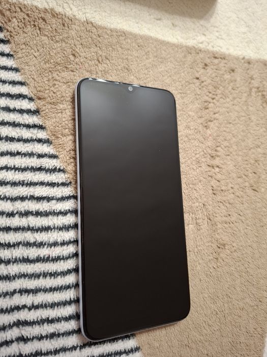 Телефон Samsung A04e