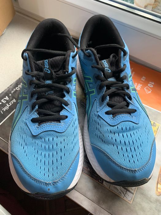 Asics gel contend 8 44r.(28cm)