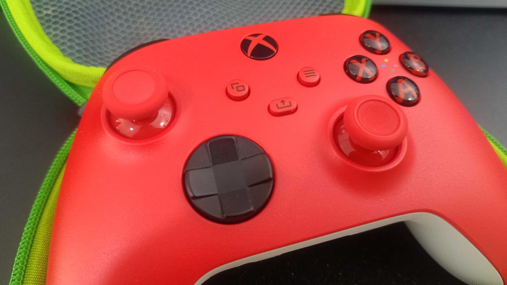 Controle XBox Pulse Red Series X + Acessórios