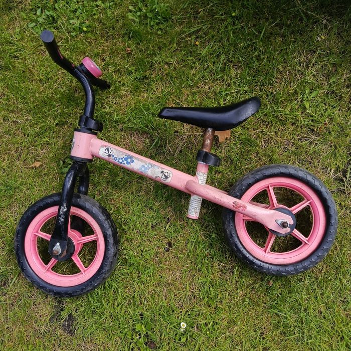 Rowerek biegowy dla dziewczynki