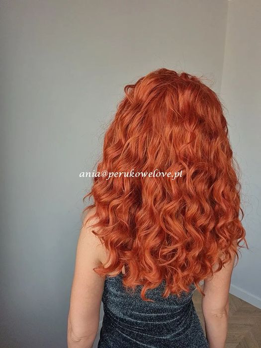 Peruka ruda lace front loki kręcone włosy na co dzień Merida