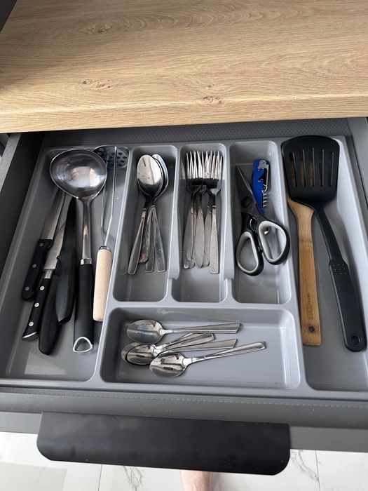 Подобово. Височана 18 Парковка..Центр. Нова