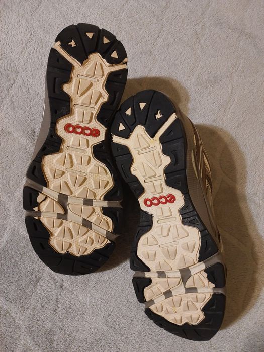 Ecco terracruise w rozmiarze 38