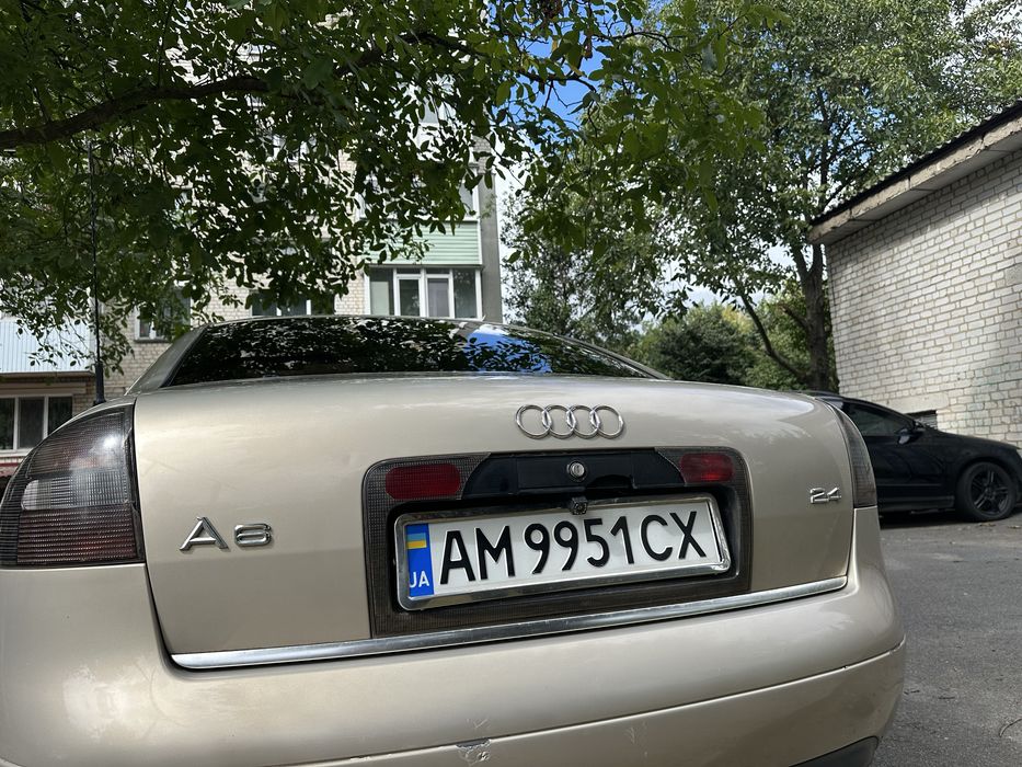 Audi A6 C5 2.4 V6 | Газ/бензин | Механіка