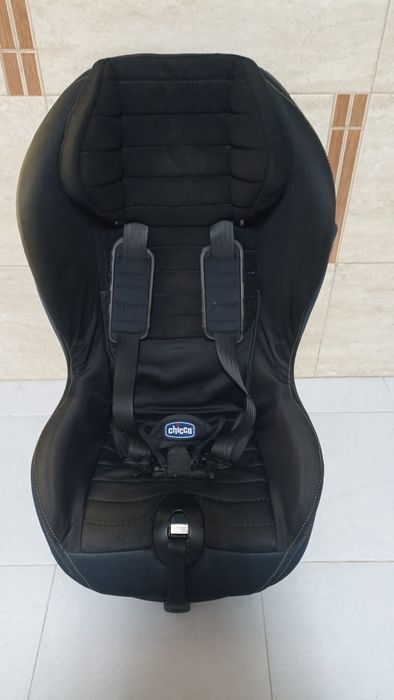 Cadeira chicco automóvel