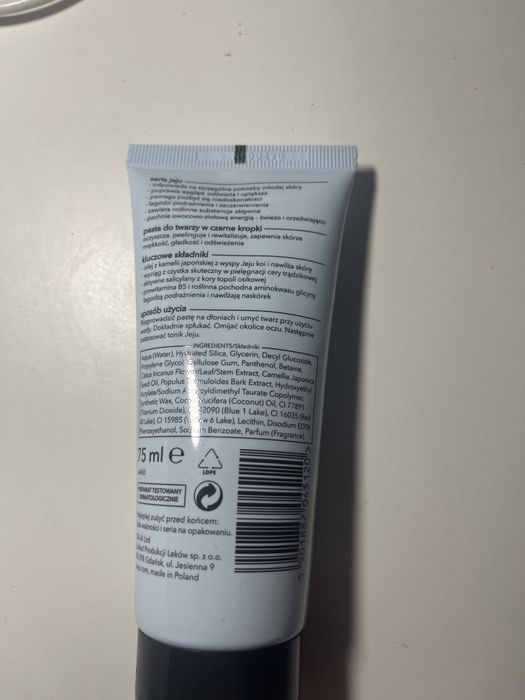 Ziaja pasta do twarzy w czarne kropki przeciw zaskórnikom