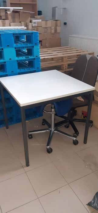 Stół roboczy  2szt 80x80, 1szt 120x80, 4szt 160x80