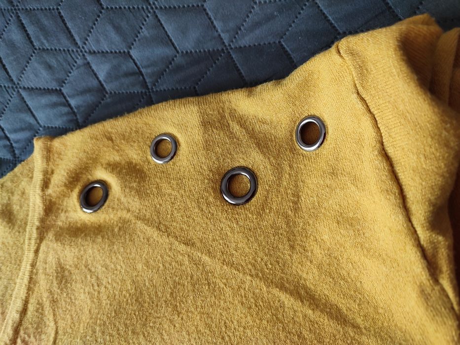 Sweter ciekawy przedłużany