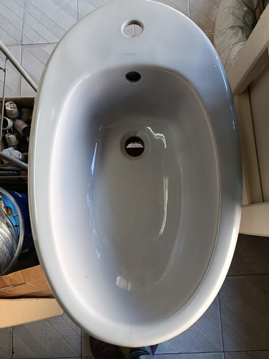 Bidé Valadares cinza