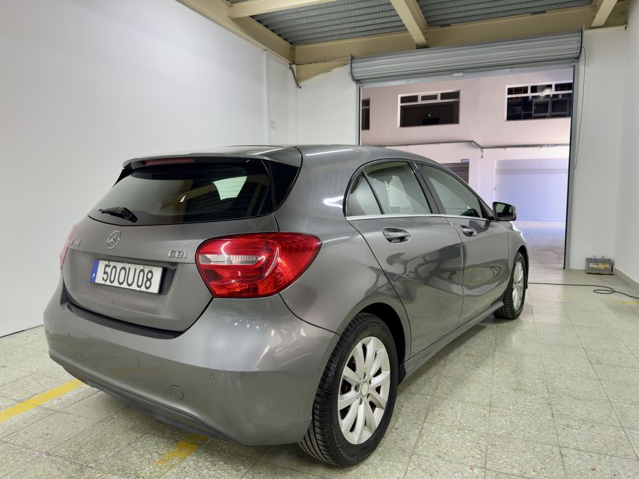 Desde 179€ Por Mês / Mercedes-Benz A180 / 1.5 Diesel Aut / Poss Retoma — photo 3