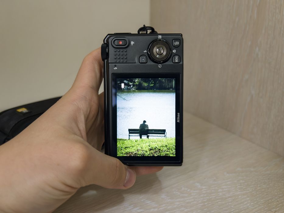 Фотоапарат Nikon S9100 + Чохол