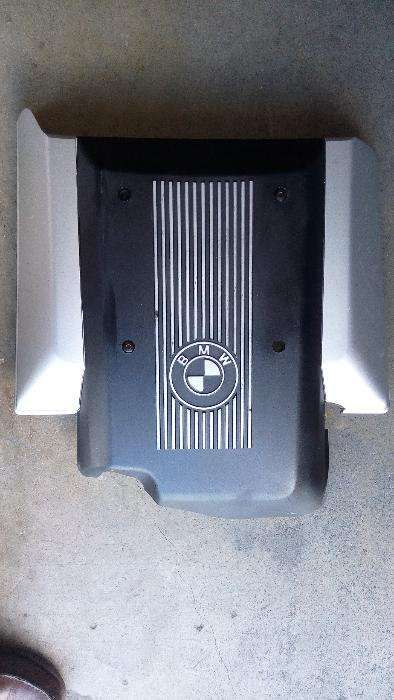 Tampa de motor v8 BMW
