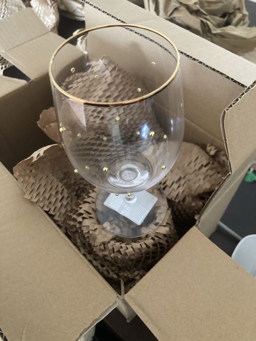 Copos, talheres e louça Sara home novos