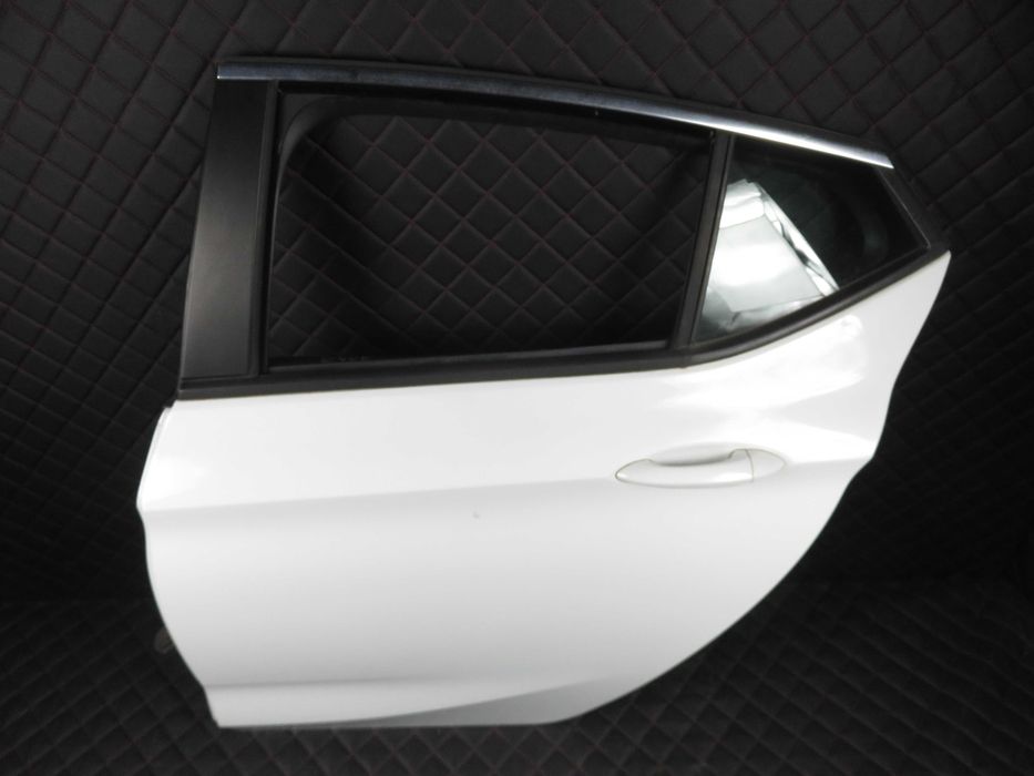 OPEL ASTRA K HB 15-22 Drzwi Lewe Tylne Tył Kompletne Lakier Z40R