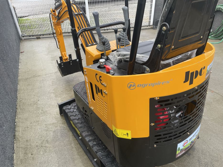 Escavadora giratoria 1000 kg diesel (novas)