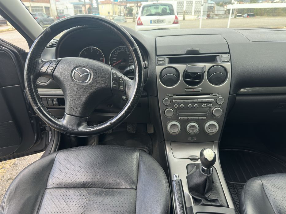 Carro Mazda 6 HDi