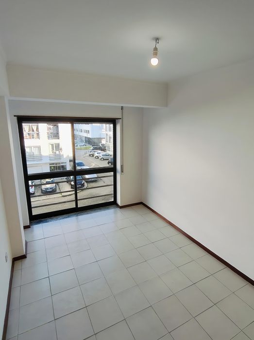 Apartamento T3 Rua Fernão Magalhães 9 Caldas da Rainha