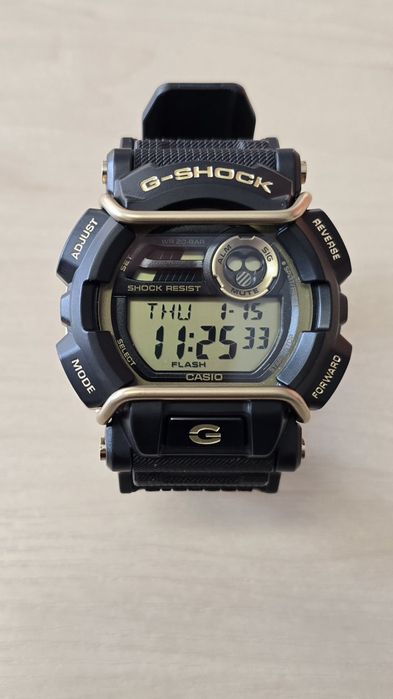 G-shock GD-400GB-1B2ER Super stan