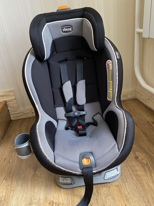 Автокрісло Chicco Чико Nextfit