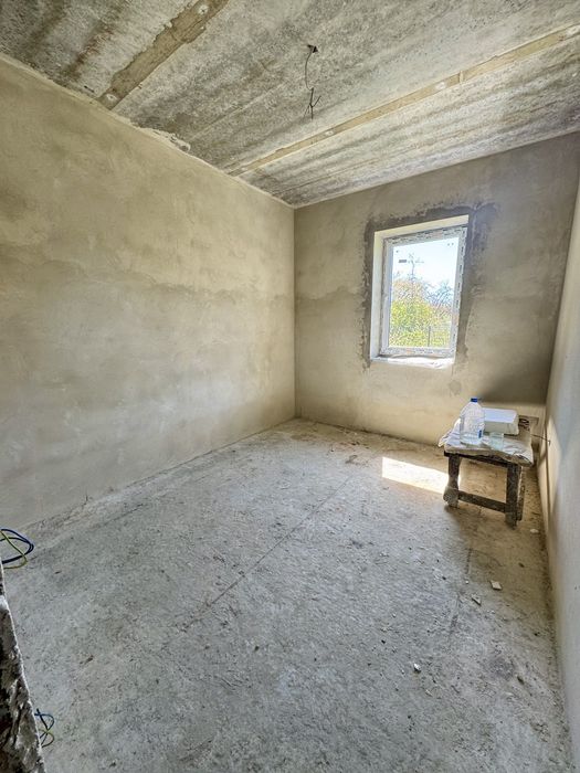 Продаж окремого будинку в Конопниці