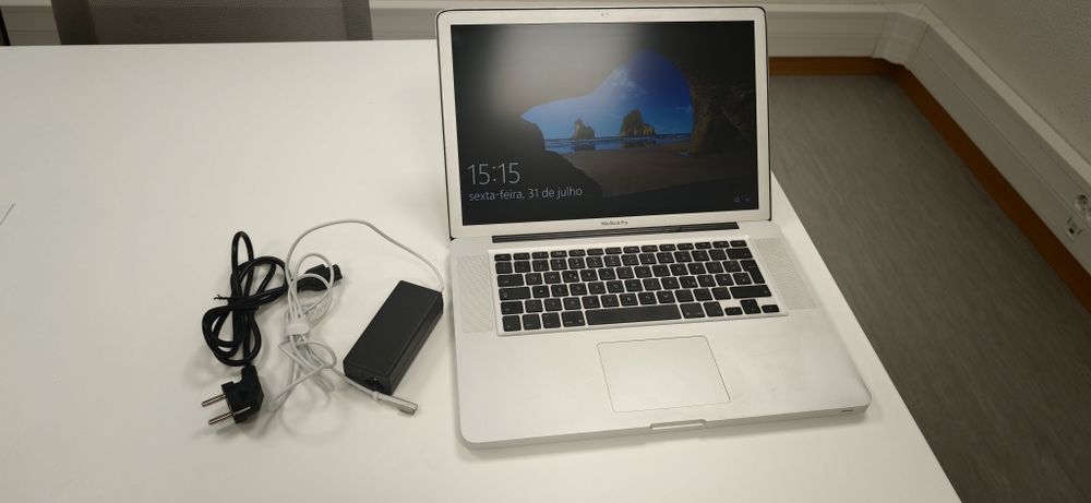 Macbook pro 15 com Windows 10