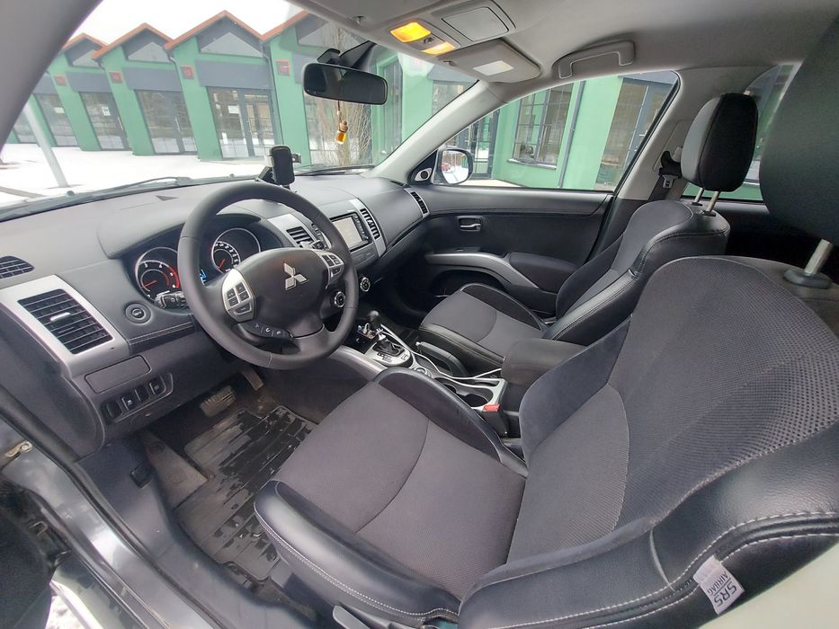 Мітсубіші Аутлендер Outlаnder 2.2D