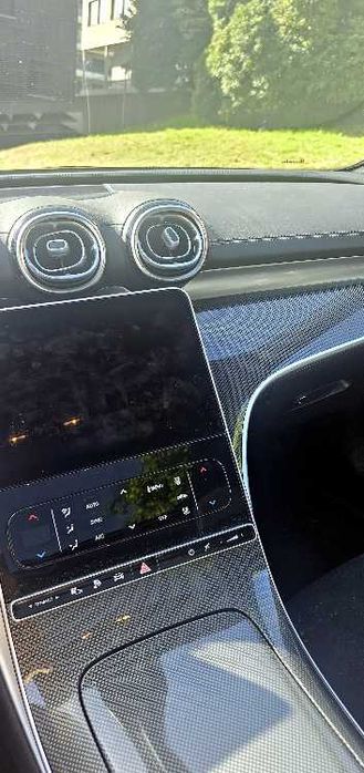 Mercedes-Benz C 300e AMG Line — photo 5