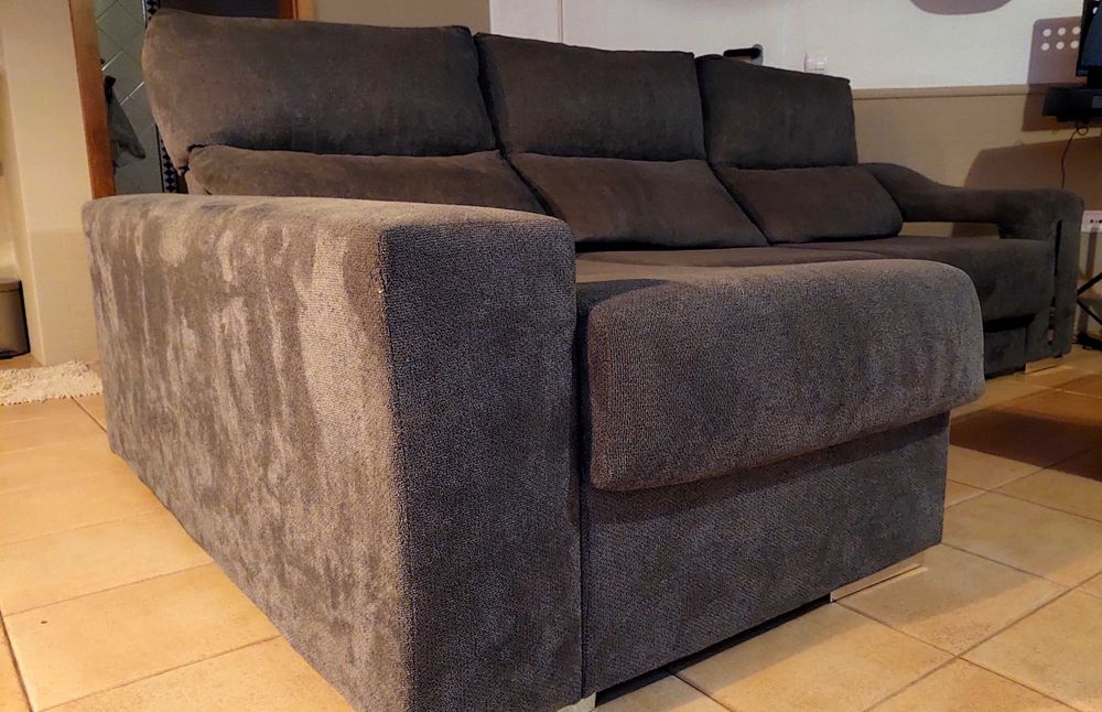 Sofá chaise longue cinza "azulado"