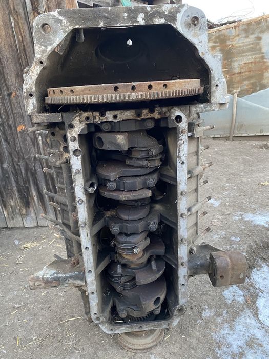 Блок двигуна з шпильки блока ГАЗ-53 ГАЗ-66