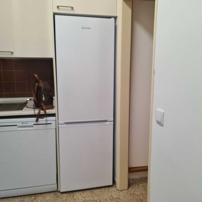 Arrenda-se T3 renovado Bairro Brinca