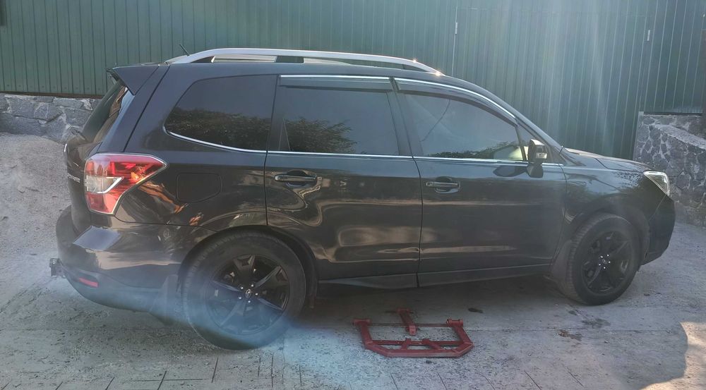 Subaru Forester 2014 official