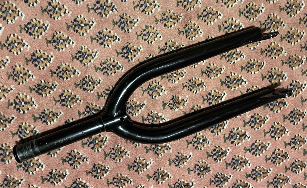 BMX widelec Stay Strong 26 mm.