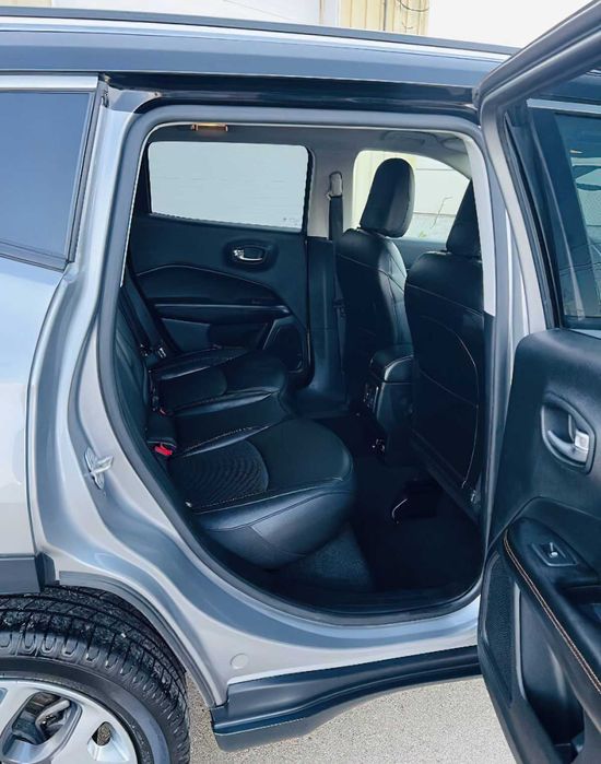 Jeep Compass Latitude      2019
