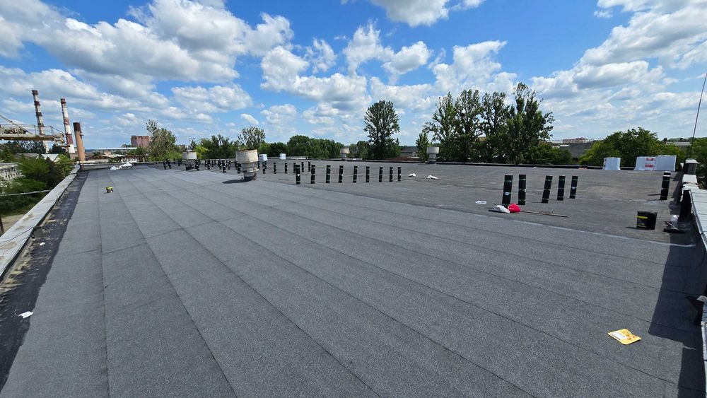 Покрівельні роботи. Ремонт даху рубероїдом. Євро рубероїд. Покрівля