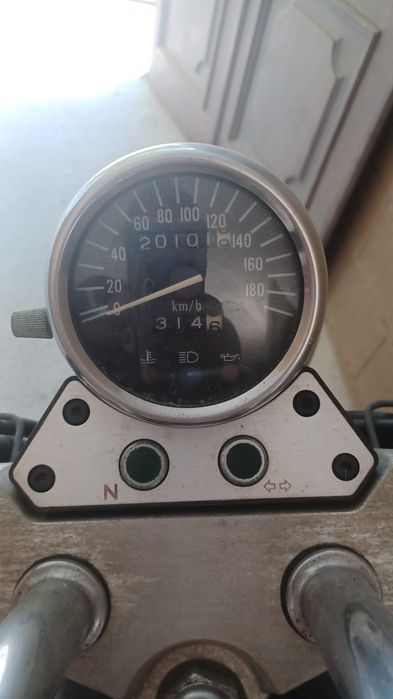 Suzuki vz 800 20000km